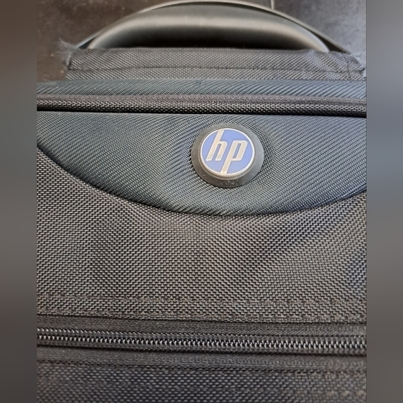 hp Black Nylon Laptop/Briefcase/Messenger Bag - Picture 2 of 12